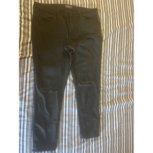 Abercrombie and Fitch Distress jeans sz 30/10  (34x27)    AB590
